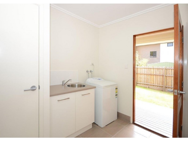 31 Spence Street, Point Vernon QLD 4655