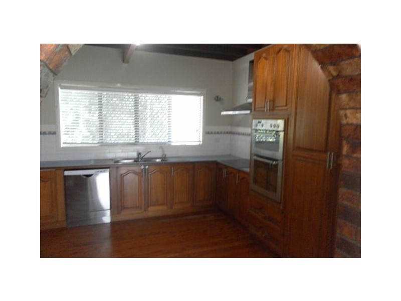 42 Orchid Avenue, Urangan QLD 4655