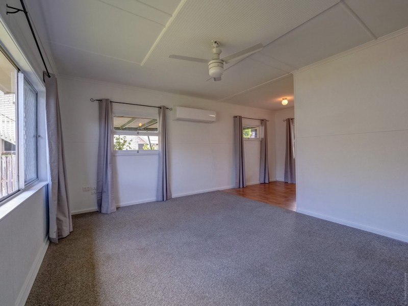 147 Esplanade, Point Vernon QLD 4655