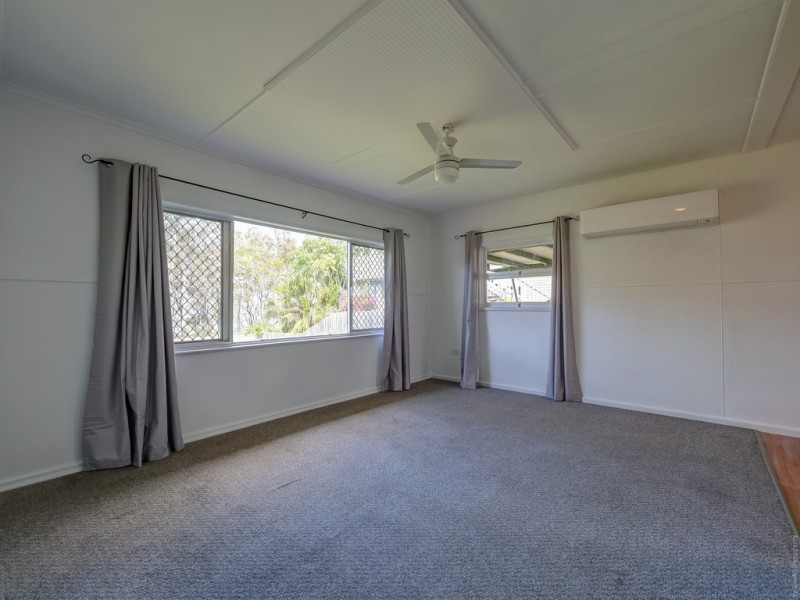 147 Esplanade, Point Vernon QLD 4655