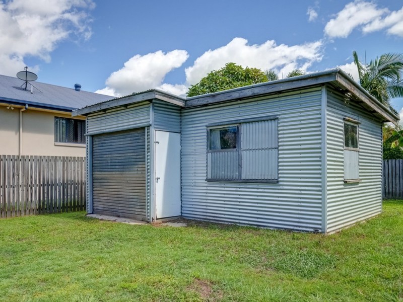 147 Esplanade, Point Vernon QLD 4655