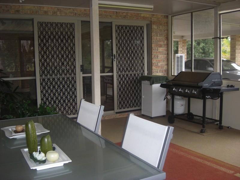 26 Island View Drive, Urangan QLD 4655