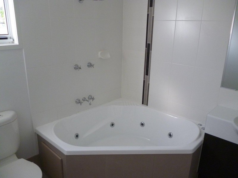 2/5 Seaway Parade, Toogoom QLD 4655