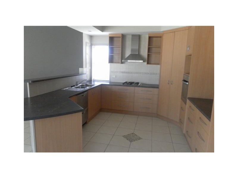 34 Sandalwood Drive, Wondunna QLD 4655