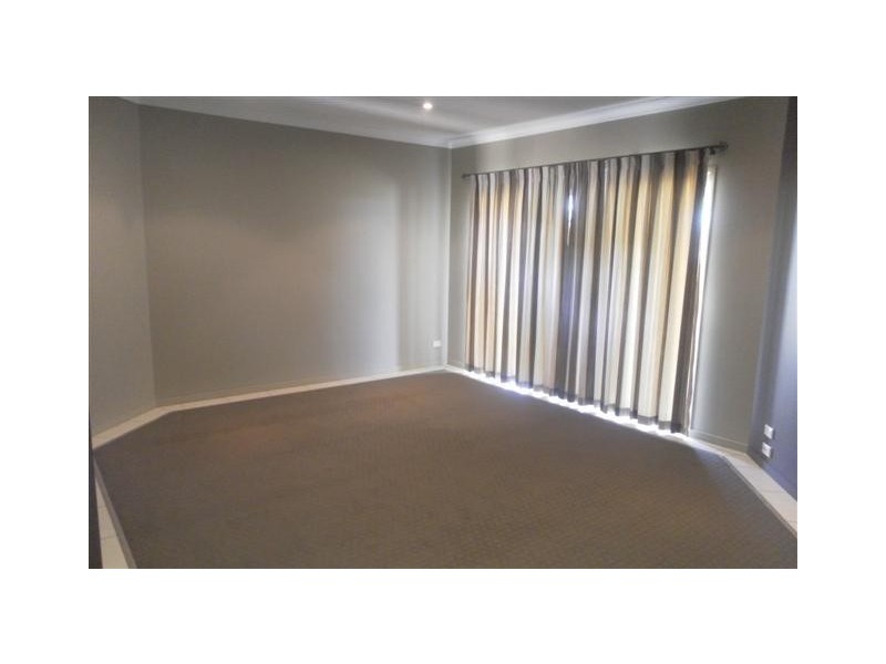34 Sandalwood Drive, Wondunna QLD 4655