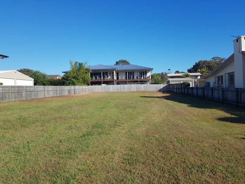 Lot 2 104 Esplanade, Point Vernon QLD 4655