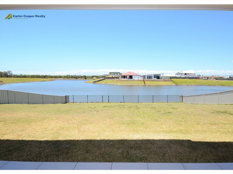 7 Bounty Circuit, Eli Waters QLD 4655