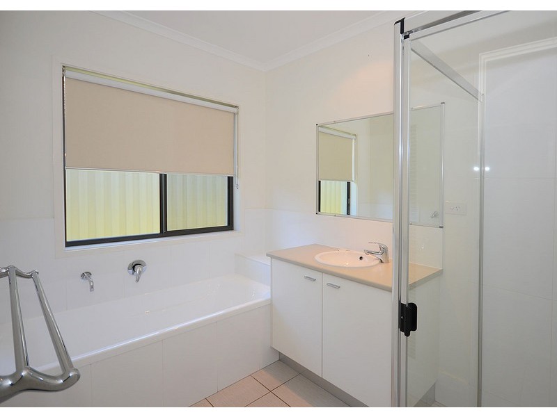 7 Bounty Circuit, Eli Waters QLD 4655
