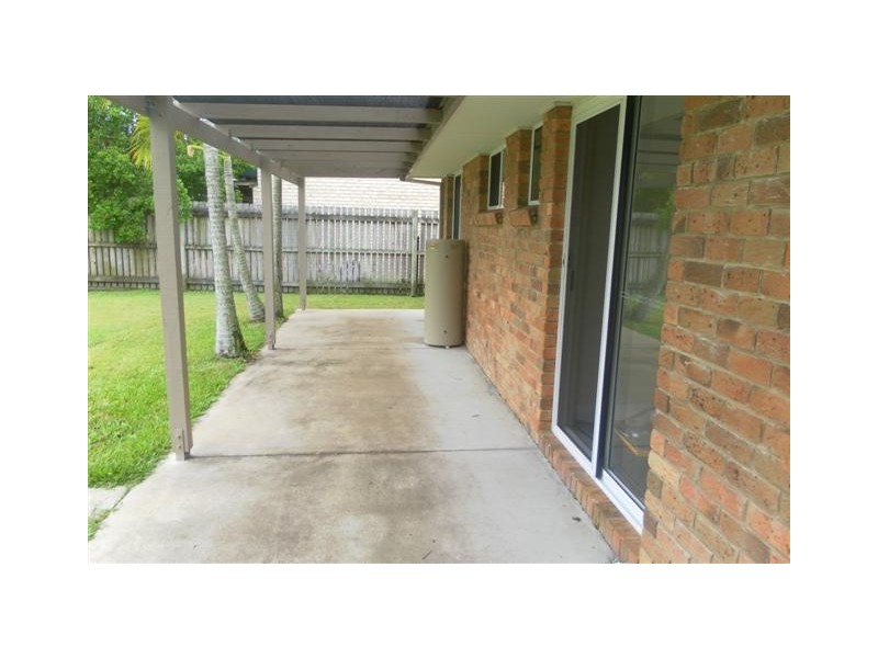 173 Pulgul, Urangan QLD 4655