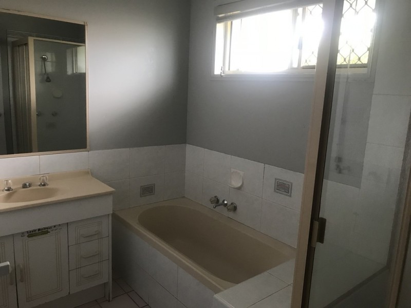 52 Thornbill Drive, Eli Waters QLD 4655