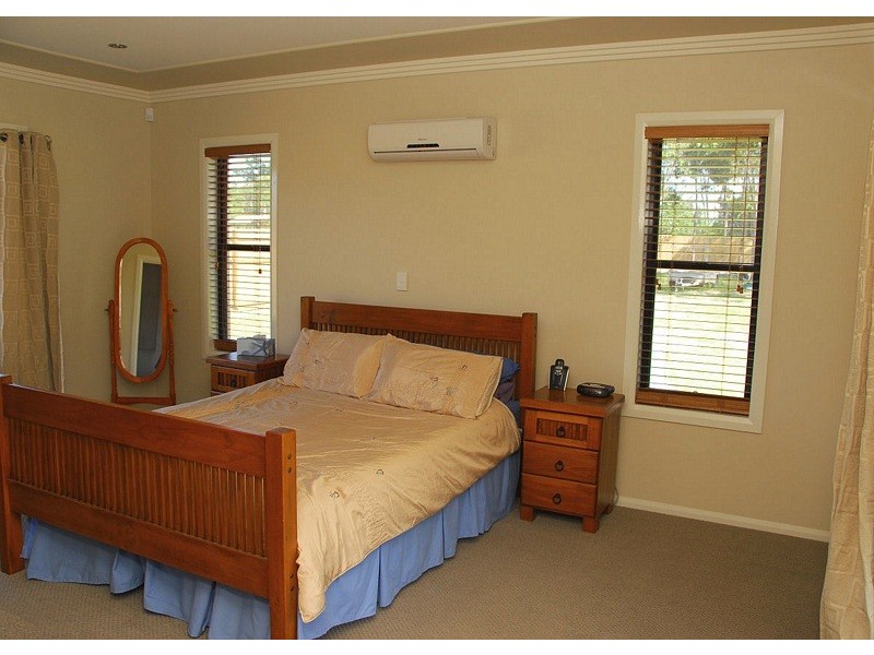 25 Pinehurst Drive, Wondunna QLD 4655