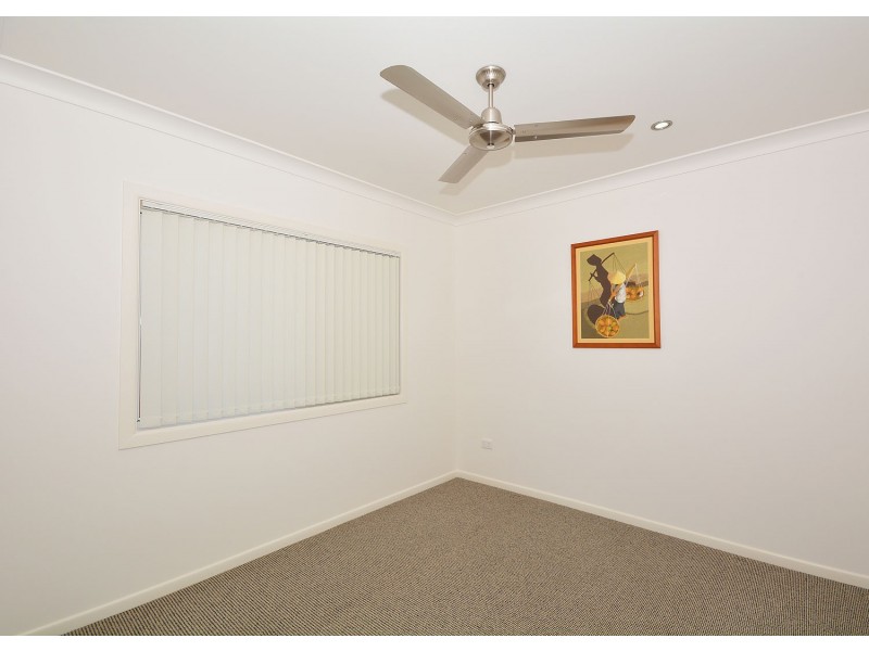3 Chani Close, Urangan QLD 4655