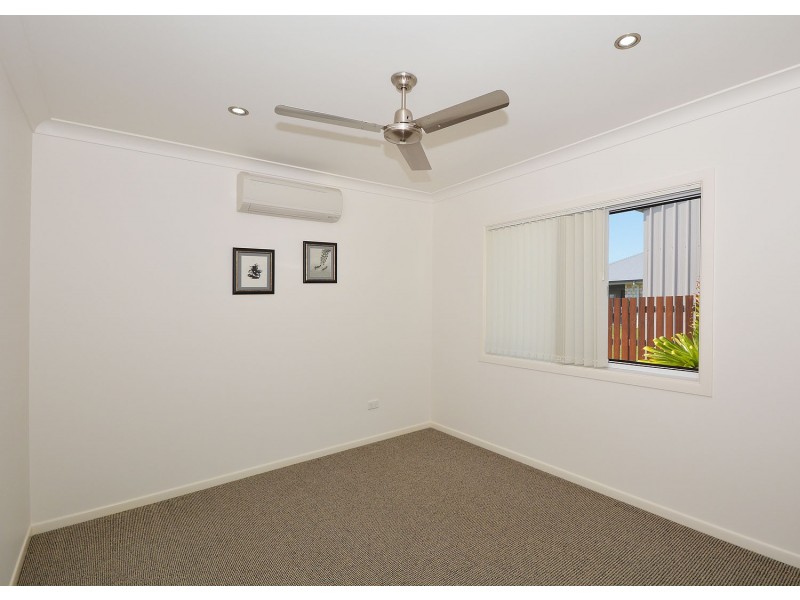 3 Chani Close, Urangan QLD 4655