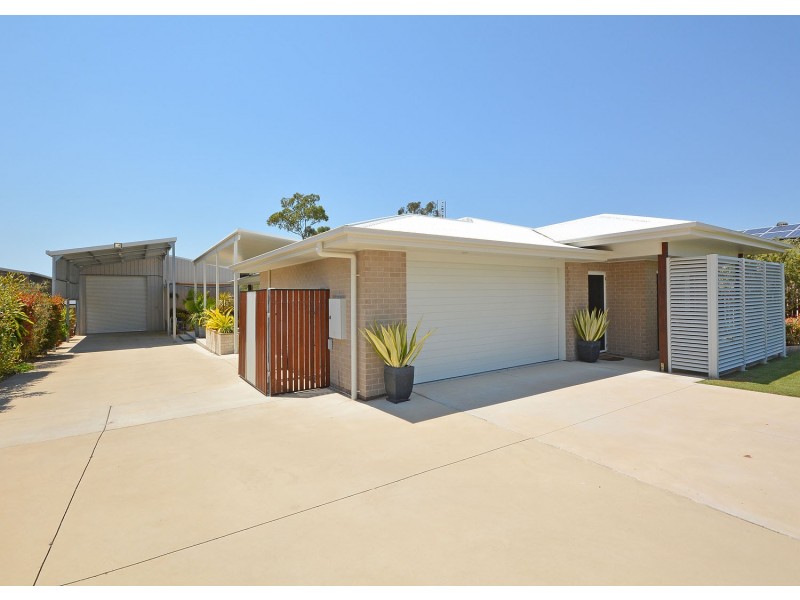3 Chani Close, Urangan QLD 4655
