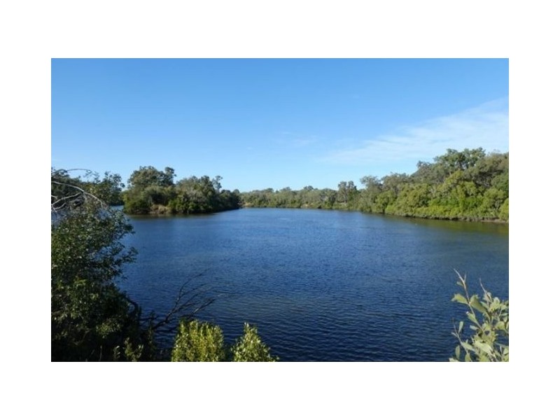 46 Traviston Way, Burrum Heads QLD 4659