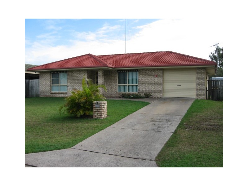25 Merlin Dve, Urangan QLD 4655