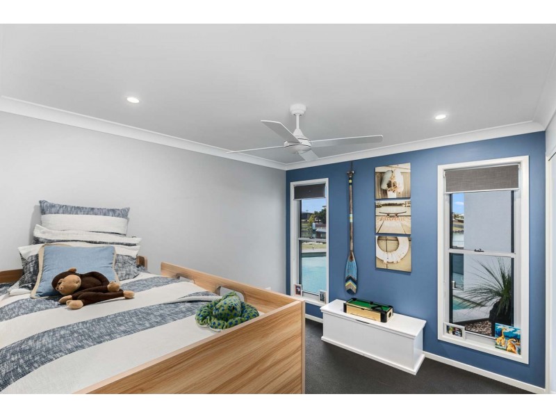 7 Kirra Court, Eli Waters QLD 4655