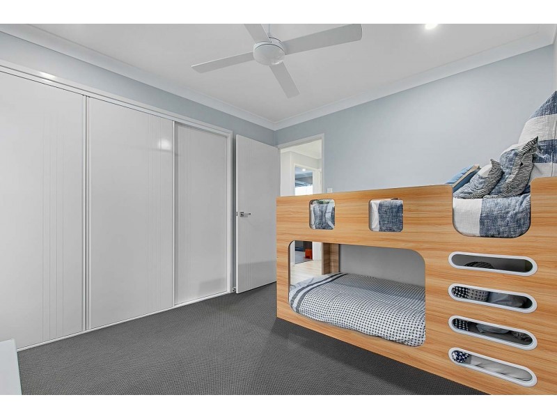 7 Kirra Court, Eli Waters QLD 4655