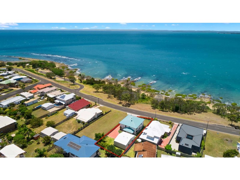 105 Esplanade, Point Vernon QLD 4655