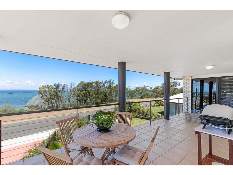105 Esplanade, Point Vernon QLD 4655