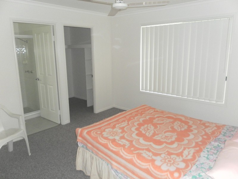 14 Jewel Court, Urangan QLD 4655