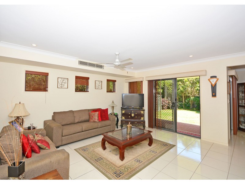 8 Partridge Close, Torquay QLD 4655