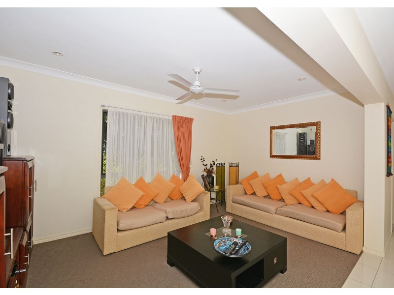 8 Partridge Close, Torquay QLD 4655