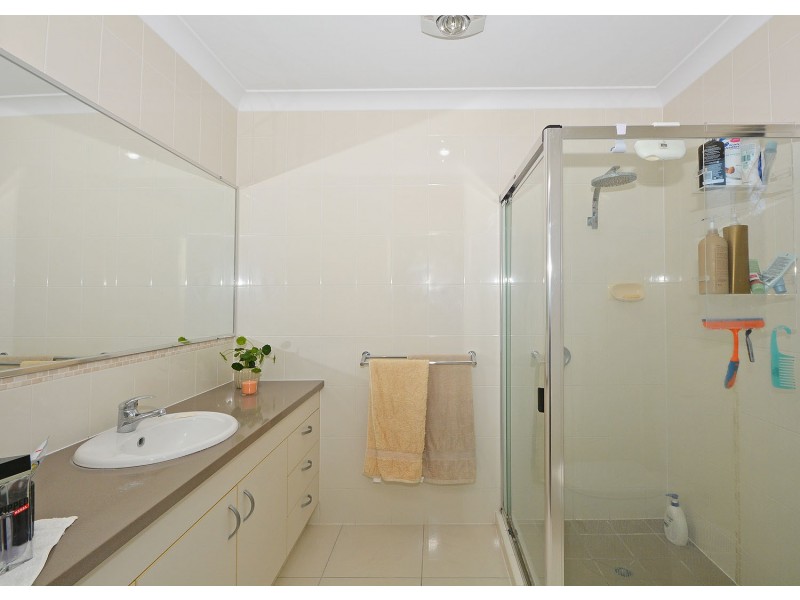 8 Partridge Close, Torquay QLD 4655