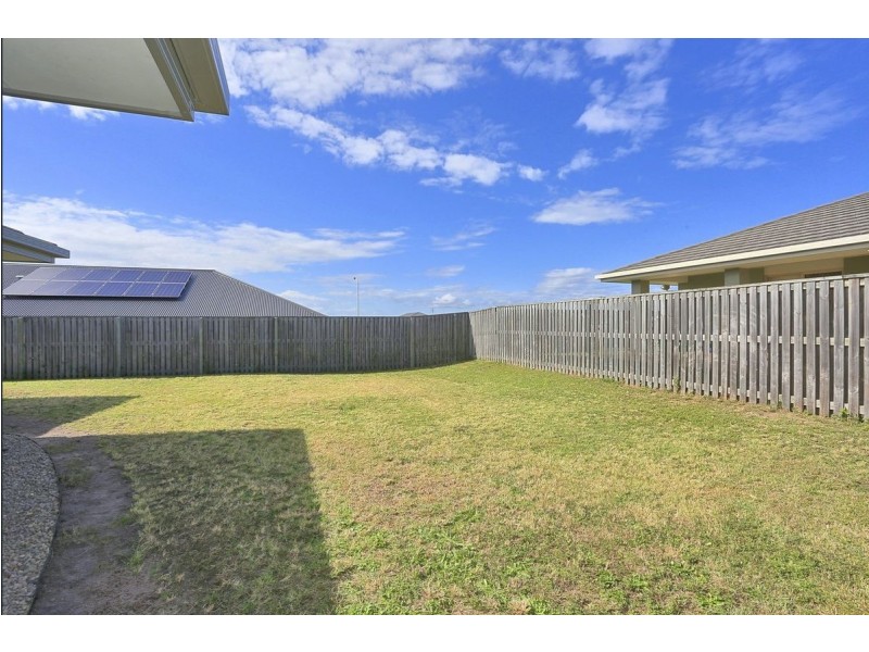 13 Parkhill Avenue, Wondunna QLD 4655