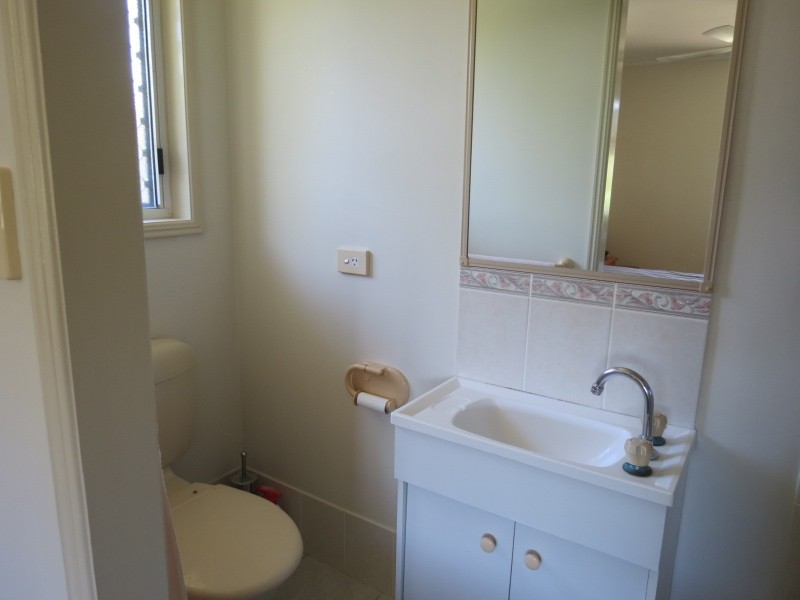 40 Hansen Street, Urangan QLD 4655