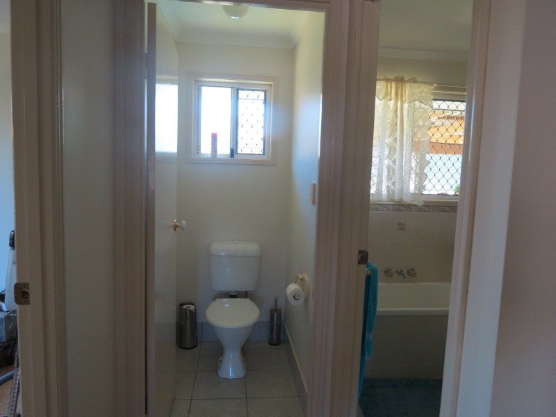 40 Hansen Street, Urangan QLD 4655