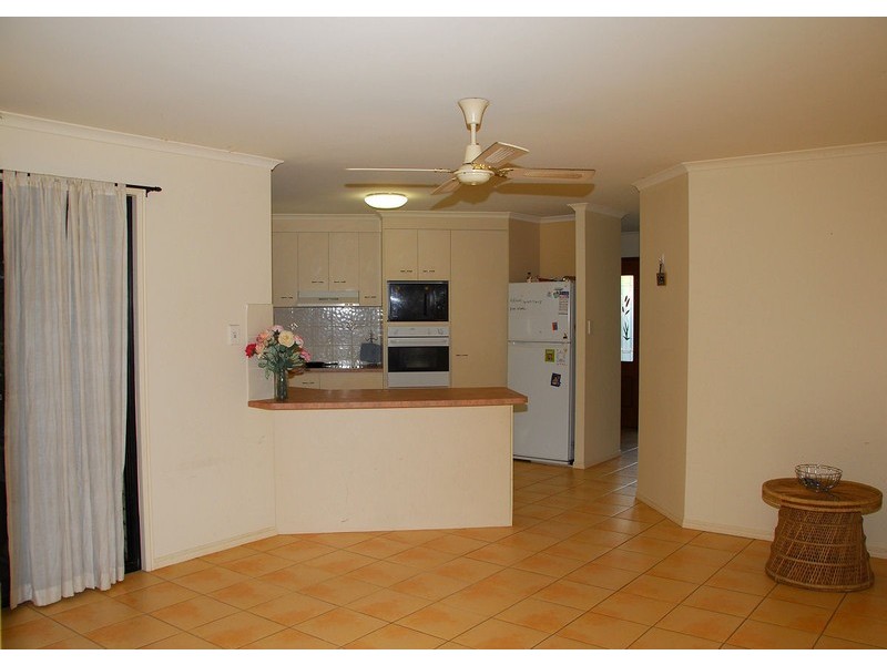 60A  Corfield St, Point Vernon QLD 4655