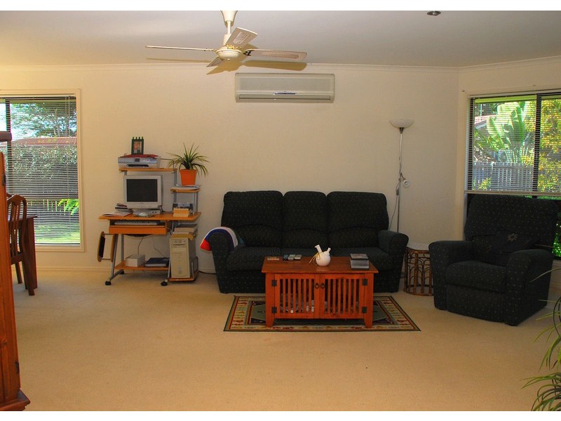 60A  Corfield St, Point Vernon QLD 4655