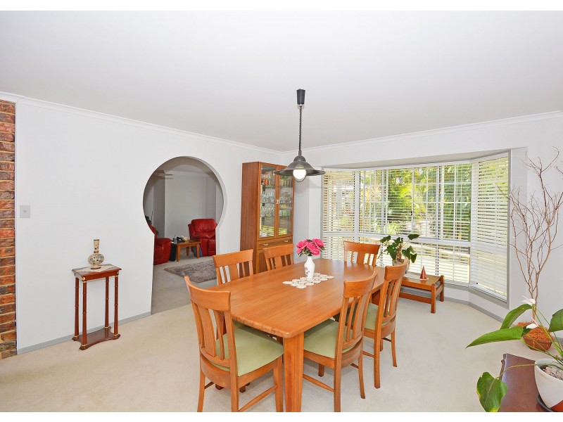 16 Windemere Road, Wondunna QLD 4655