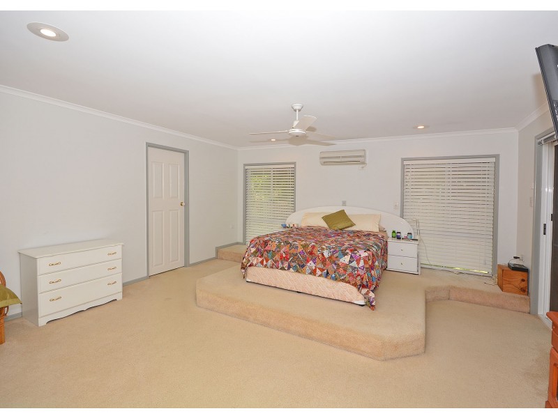 16 Windemere Road, Wondunna QLD 4655