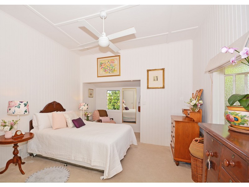 462 Esplanade, Torquay QLD 4655
