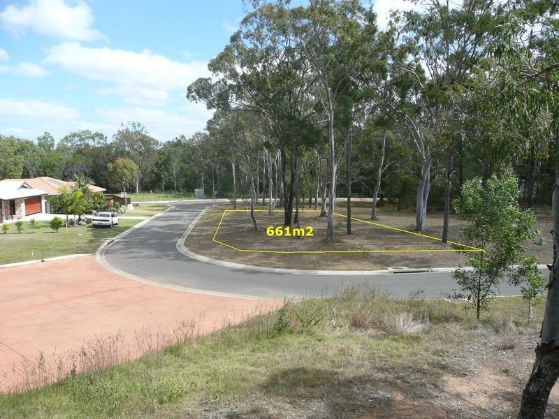 4 Cumberland Crt, Point Vernon QLD 4655