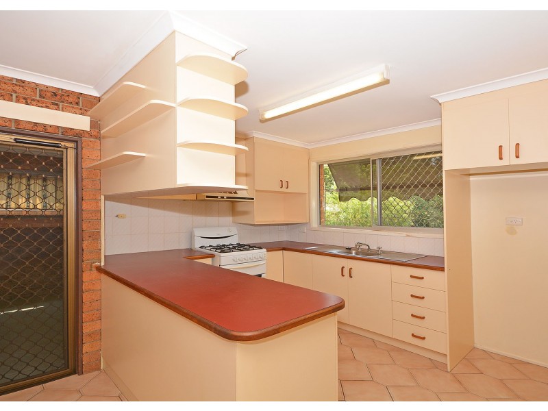 54 William Street, Urangan QLD 4655
