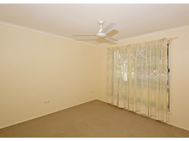 54 William Street, Urangan QLD 4655