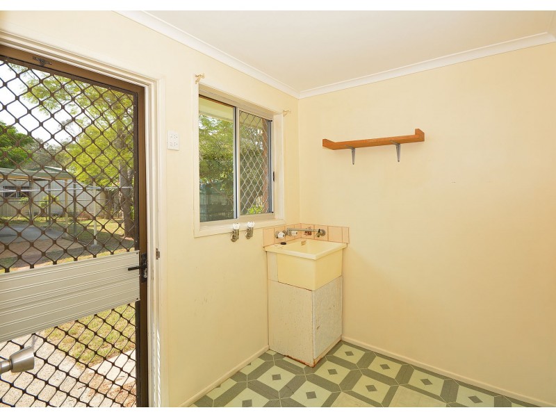 54 William Street, Urangan QLD 4655