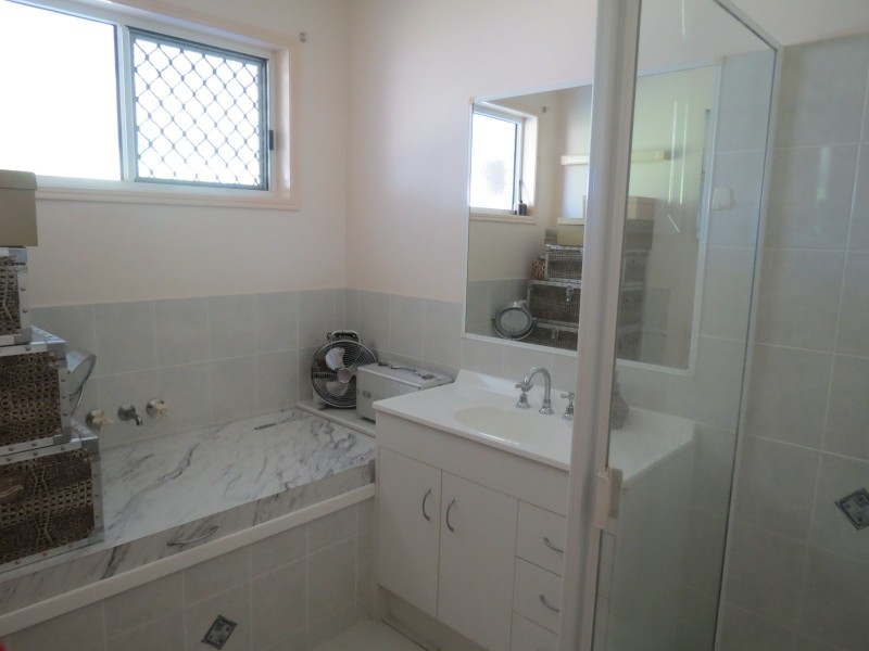 5 Delta Way, Point Vernon QLD 4655