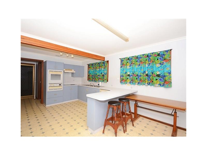 92 Cunningham Street, Urangan QLD 4655