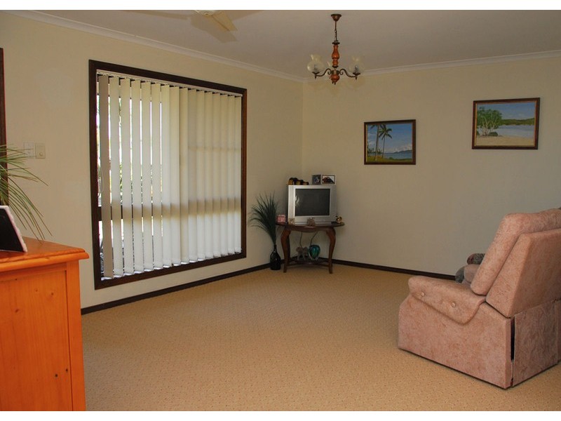 12 Nullor Street, Scarness QLD 4655