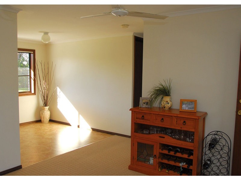 12 Nullor Street, Scarness QLD 4655
