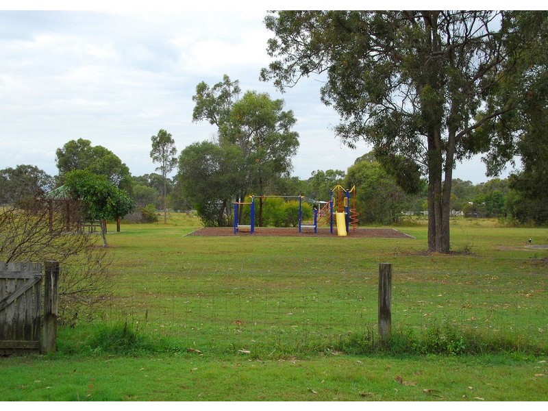 11 Virtue Ave, Booral QLD 4655