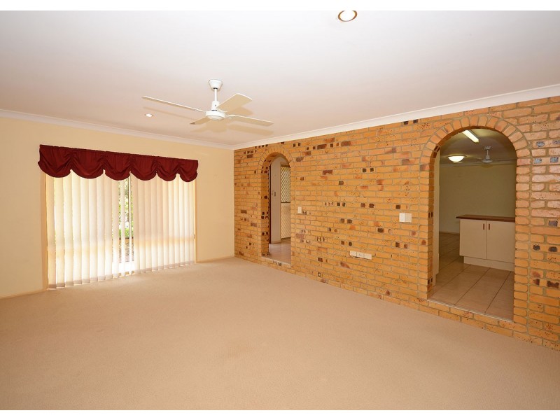 12 Meledie Avenue, Kawungan QLD 4655