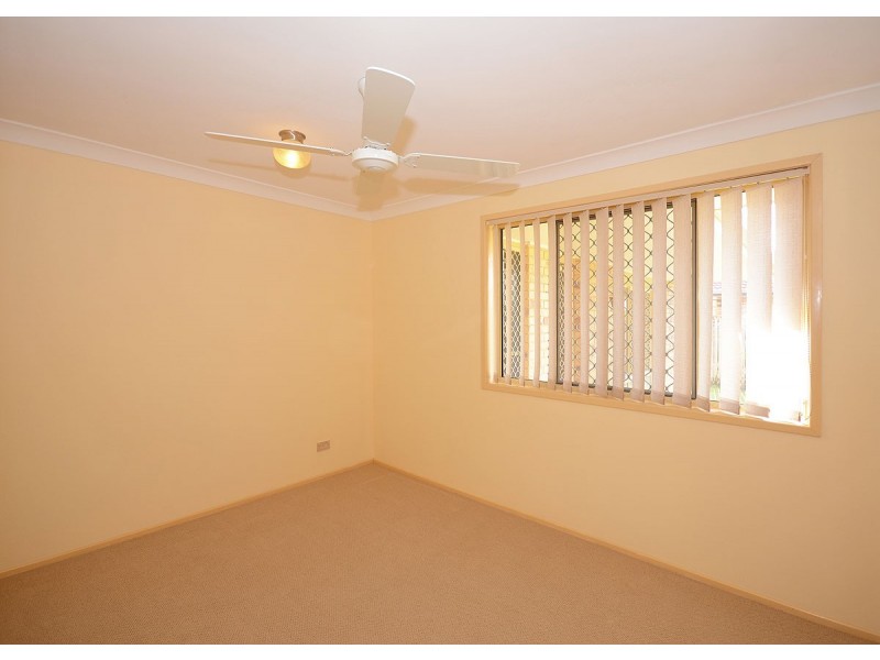 12 Meledie Avenue, Kawungan QLD 4655