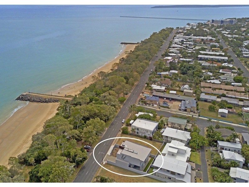 513 Esplanade, Urangan QLD 4655