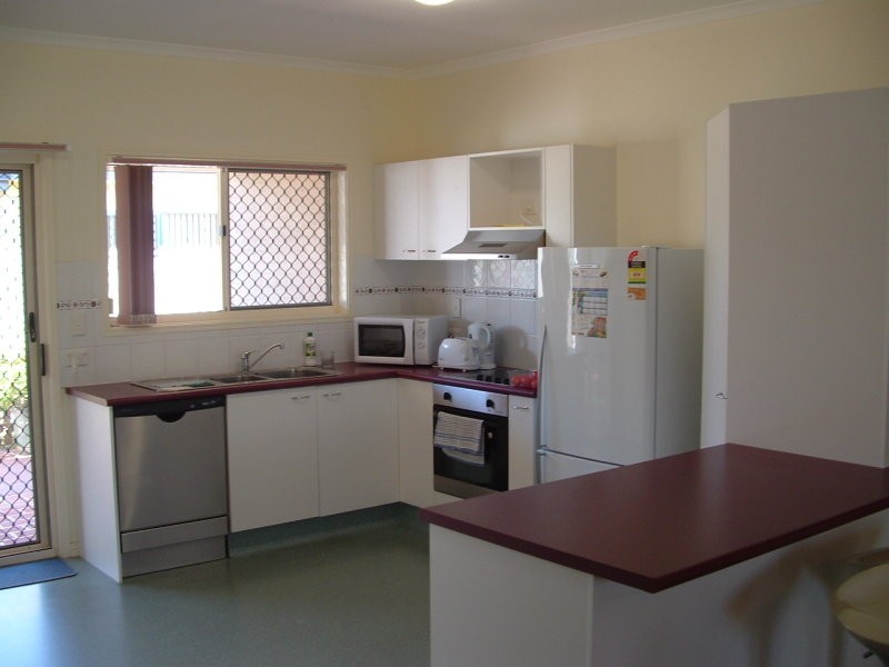 Unit 27/34 Elizabeth St, Urangan QLD 4655