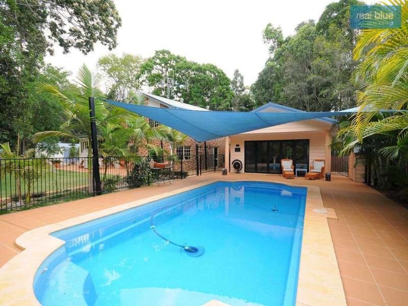 10 Flora Court, Dundowran Beach QLD 4655